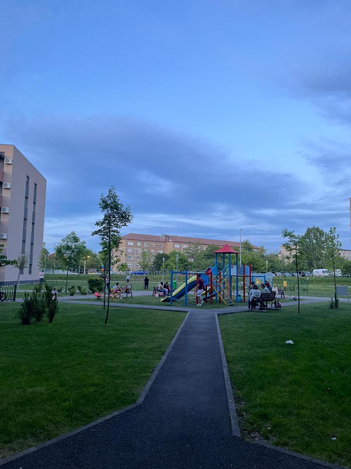 Universitatii Rooms Oradea Eksteriør bilde